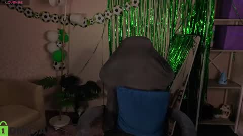 Snapshot of rockett_bunny chatting on July 12, 1:07 am Rockett online show from July 12, 1:07 am