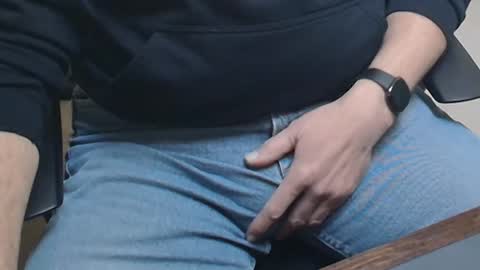 Snapshot of rockhardff chatting on February 23, 8:33 pm rockhardff online show from February 23, 8:33 pm