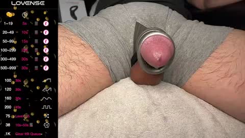 Snapshot of rockhardstar72 chatting on December 15, 4:29 am Bonez online show from December 15, 4:29 am