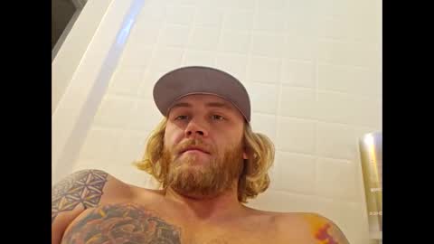 Snapshot of rockhardsurfers chatting on December 25, 2:34 pm rockhardsurfers online show from December 25, 2:34 pm