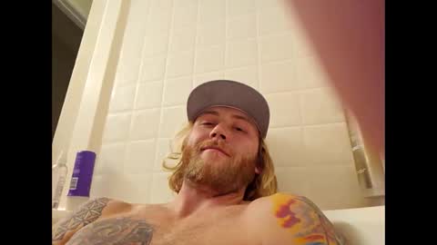 Snapshot of rockhardsurfers chatting on December 26, 6:41 am rockhardsurfers online show from December 26, 6:41 am