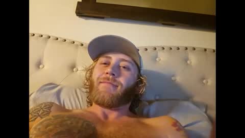 Snapshot of rockhardsurfers chatting on February 28, 3:37 am rockhardsurfers online show from February 28, 3:37 am