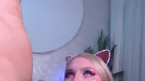 Lina and Den online show from November 12, 4:57 am