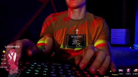 Snapshot of rodarri chatting on January 20, 10:04 pm MY NAME CAN SEE ALL MY CUM VIDEO BUY FAN SUB. online show from January 20, 10:04 pm