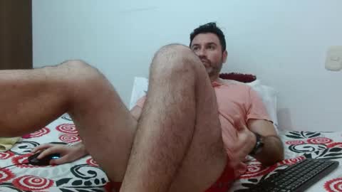 Snapshot of rodher81 chatting on December 12, 4:10 pm Rod online show from December 12, 4:10 pm