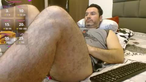 Snapshot of rodher81 chatting on October 22, 11:21 am Rod online show from October 22, 11:21 am