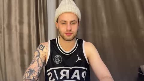 Rodrigo online show from November 4, 9:03 pm