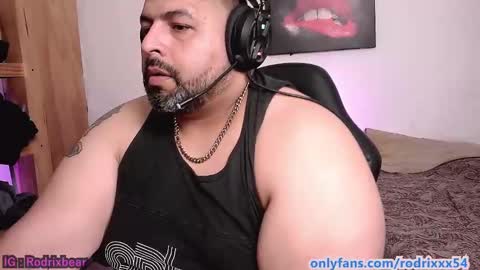 rodrixxx54 online show from September 16, 9:49 pm
