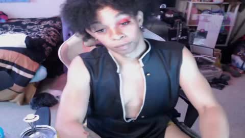 Snapshot of roelliitheecchi chatting on May 21, 4:14 pm Roellii Pinky online show from May 21, 4:14 pm