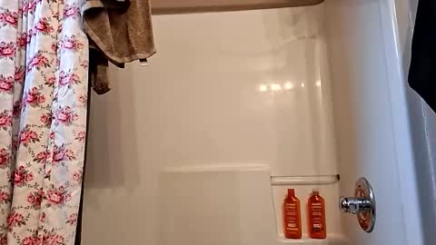 rogerdoger011 online show from November 26, 8:10 pm