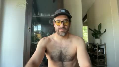 Roger Sterling online show from June 4, 7:47 am