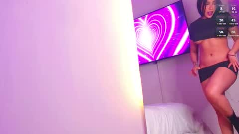 Snapshot of rohanalan_ chatting on November 3, 2:57 am Sof online show from November 3, 2:57 am