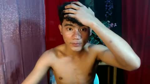 Snapshot of roianboyyy chatting on June 24, 1:26 am roianboyyy online show from June 24, 1:26 am
