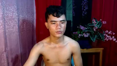 Snapshot of roianboyyy chatting on July 9, 12:26 am roianboyyy online show from July 9, 12:26 am