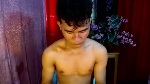 Snapshot of roianboyyy chatting on July 20, 11:51 pm roianboyyy online show from July 20, 11:51 pm