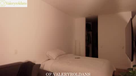 Valery Roldans online show from January 10, 3:19 am