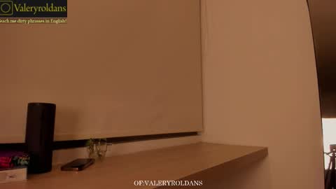 Valery Roldans online show from February 17, 3:03 am