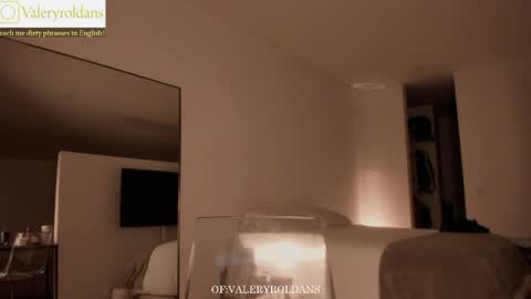 Valery Roldans online show from May 1, 2:16 am