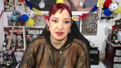 Snapshot of rollyderolandia666 chatting on July 8, 10:03 pm Rolly online show from July 8, 10:03 pm