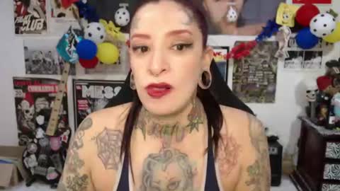 Snapshot of rollyderolandia666 chatting on July 13, 10:34 pm Rolly online show from July 13, 10:34 pm