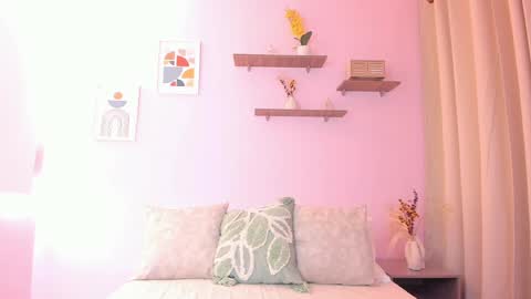Snapshot of roma_lovee chatting on May 19, 11:27 am Roma online show from May 19, 11:27 am