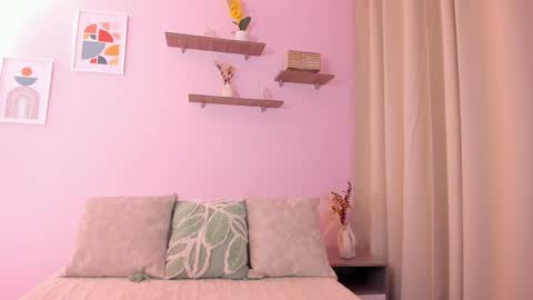 Snapshot of roma_lovee chatting on May 23, 11:25 am Roma online show from May 23, 11:25 am