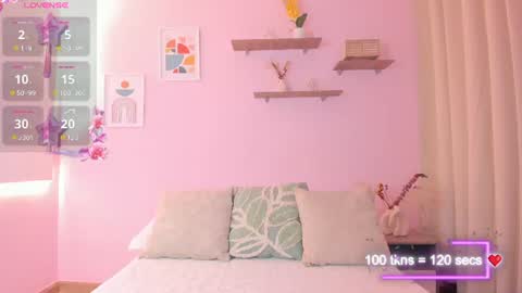 Snapshot of roma_lovee chatting on July 24, 11:19 am Roma online show from July 24, 11:19 am