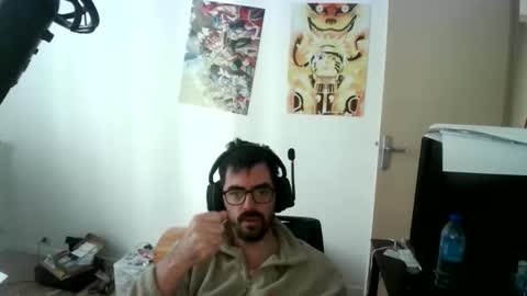 romainb72 online show from May 18, 7:58 am