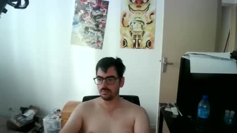 romainb72 online show from May 29, 8:12 am
