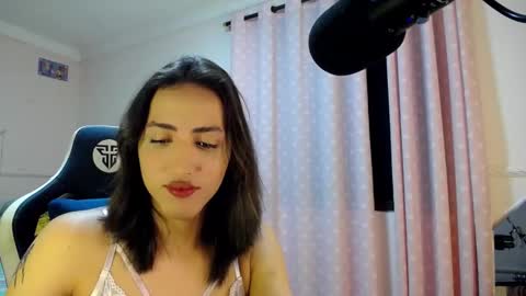 Snapshot of romalix chatting on January 16, 6:03 am charlotte online show from January 16, 6:03 am