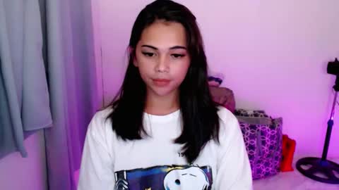 Snapshot of romantic_kath chatting on March 4, 7:31 pm KATH online show from March 4, 7:31 pm