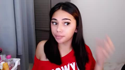 Snapshot of romantic_kath chatting on March 21, 4:17 am KATH online show from March 21, 4:17 am