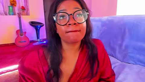 Snapshot of romantic_stargirl chatting on February 20, 3:08 pm Is A Belle online show from February 20, 3:08 pm