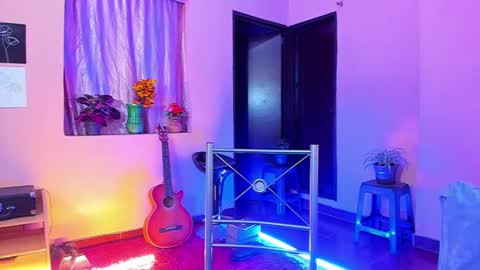 Snapshot of romantic_stargirl chatting on February 24, 12:16 pm Is A Belle online show from February 24, 12:16 pm