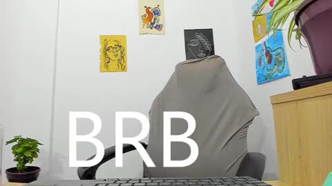 Snapshot of romantic_stargirl chatting on March 5, 11:06 am Is A Belle online show from March 5, 11:06 am