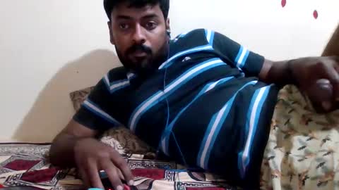 Snapshot of romeo7inch chatting on December 24, 7:39 am Punith online show from December 24, 7:39 am