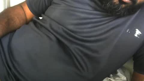 Snapshot of romeo7inch chatting on March 3, 6:37 am Punith online show from March 3, 6:37 am