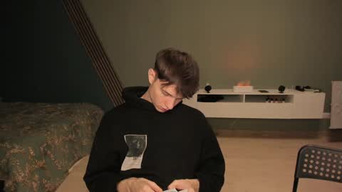 Romeo online show from December 21, 3:25 am