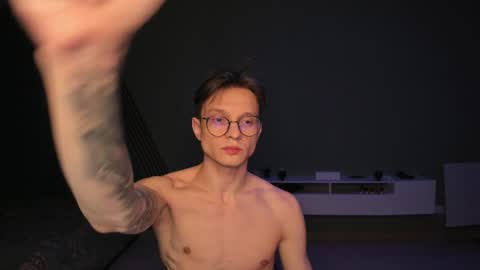 Romeo online show from December 22, 4:06 am