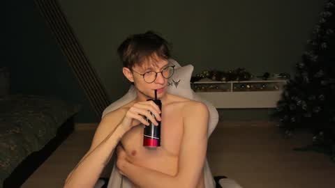 Romeo online show from January 6, 10:13 am