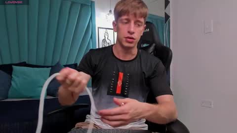 Romeo Ricci online show from November 28, 1:47 pm