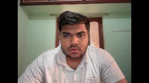 Romeo Sam online show from February 8, 3:54 am