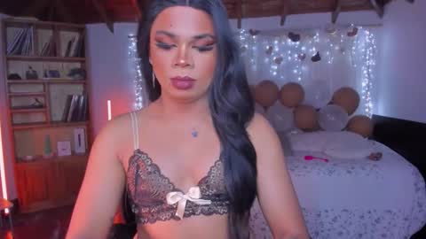 Romi Rouse online show from February 18, 2:07 am