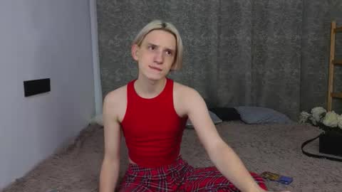 Snapshot of ron_vilsx chatting on November 9, 3:54 pm ron vilsx online show from November 9, 3:54 pm