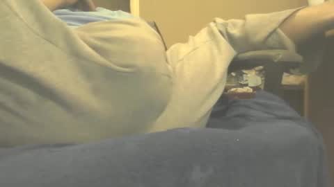 Snapshot of roney58 chatting on February 8, 2:27 pm roney58 online show from February 8, 2:27 pm