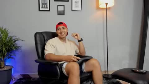 RonnieCanford online show from January 8, 6:54 pm