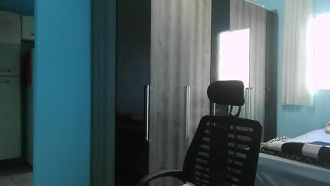Snapshot of ronnispoto chatting on April 15, 8:31 pm ronny online show from April 15, 8:31 pm