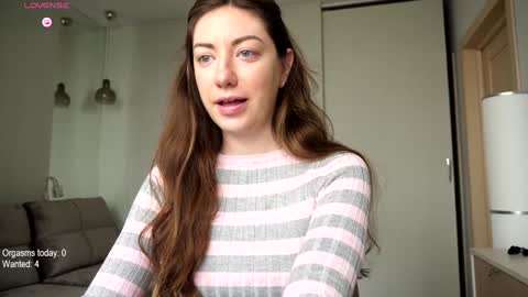 Snapshot of ronny_ponny chatting on November 10, 9:41 am RonnyPonny online show from November 10, 9:41 am