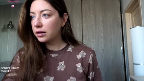 Snapshot of ronny_ponny chatting on February 9, 8:51 am RonnyPonny online show from February 9, 8:51 am