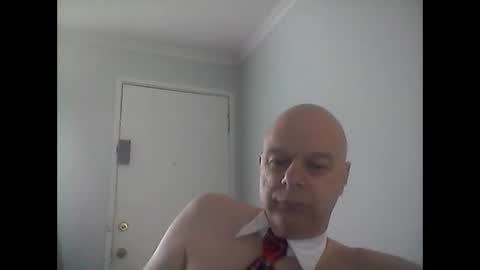 Snapshot of rooboy55 chatting on November 4, 2:10 am rooboy55 online show from November 4, 2:10 am